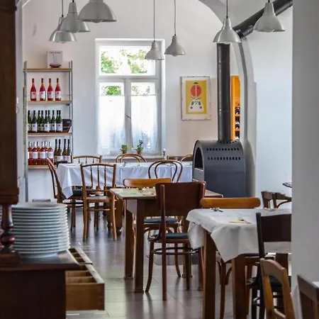 Alojamento de Acomodação e Pequeno-almoço Mi A Kő